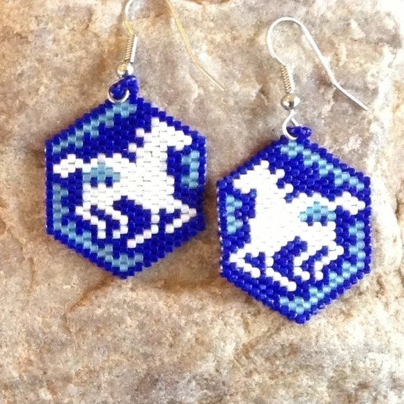 Blue and White Running Horses Beaded Earrings, New, Handmade by Me - Picture 2 of 4
